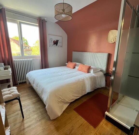 تختخواب و صبحانه L Hirondelle 3