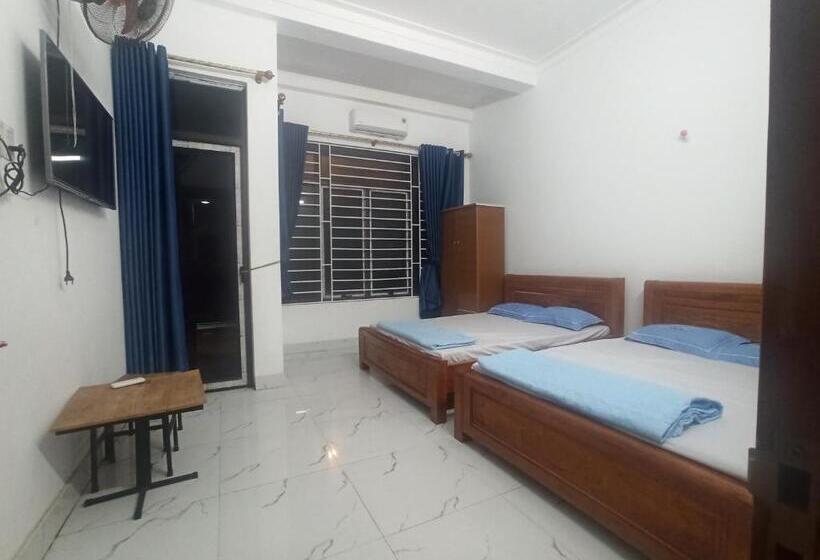 تختخواب و صبحانه Nhà Nghỉ Anh Hưng Sầm Sơn