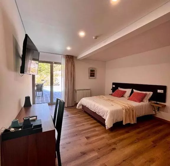 Aamiaismajoitus (B&B) Qg Quinta De Grovelas