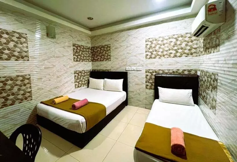 Damansara Damai Hotel  Dd