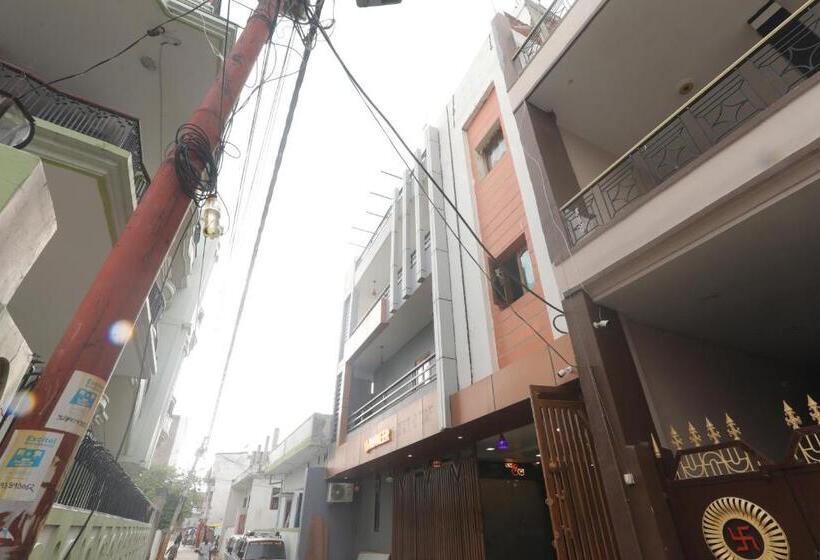 酒店 Mahaveer Palace