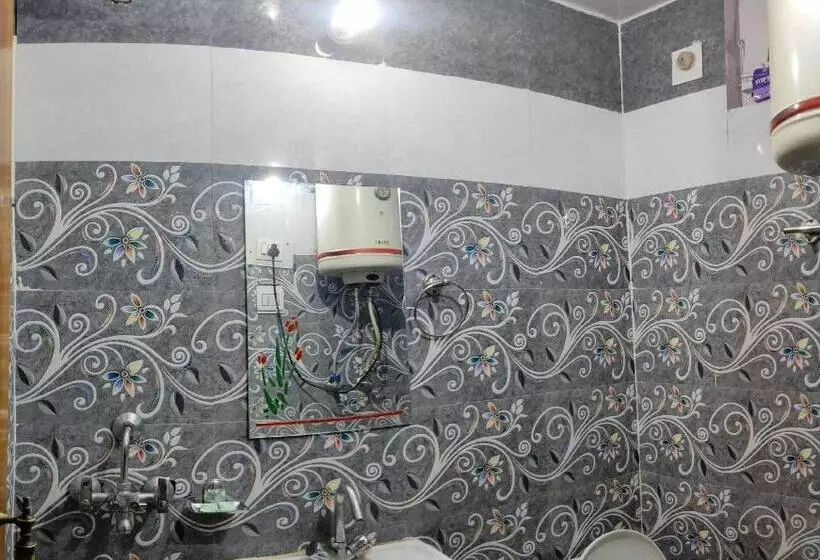 هتل Shiba International