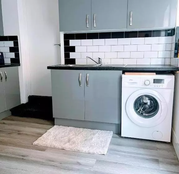 ペンション Bay Wind Apartment