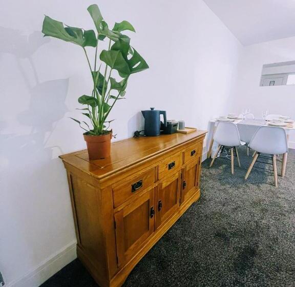 膳宿费 Bay Wind Apartment