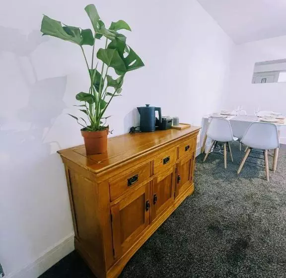 ペンション Bay Wind Apartment