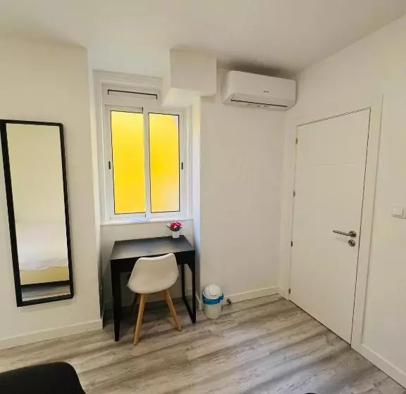 پانسیون Beautiful Rooms In The Center Of Lisbon