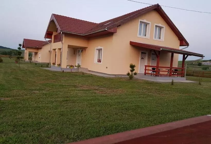 Majatalo Darazsik Pihenőpark