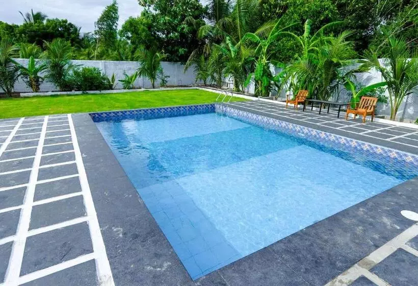 リゾートホテル La Piscine Farm House