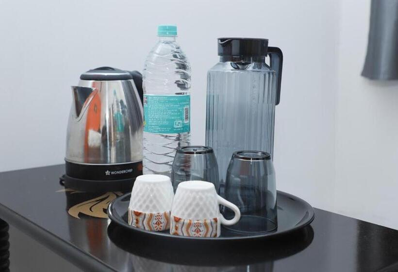 استراحتگاه La Piscine Farm House