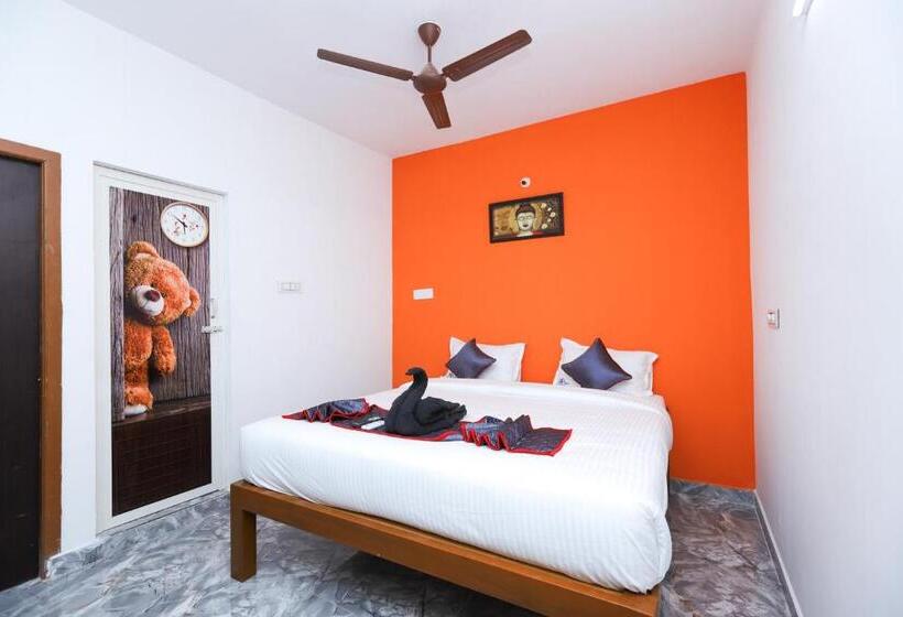 استراحتگاه La Piscine Farm House