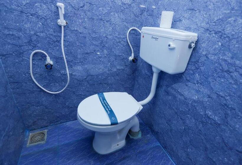 استراحتگاه La Piscine Farm House