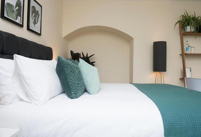 Alberg Wilson House   Camden