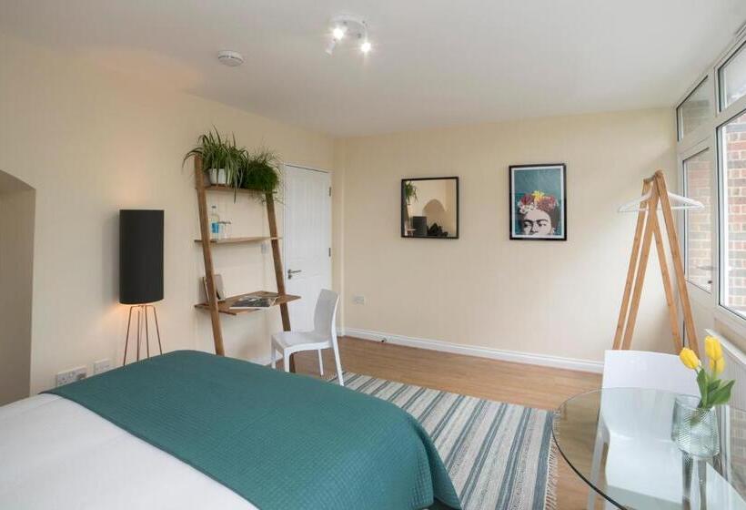 Alberg Wilson House   Camden