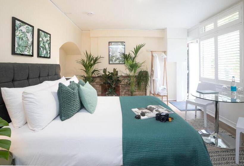 Alberg Wilson House   Camden