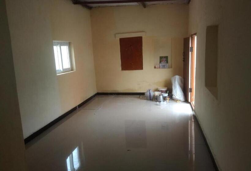 Bed and Breakfast Sri Ayyappan Illam Govanur