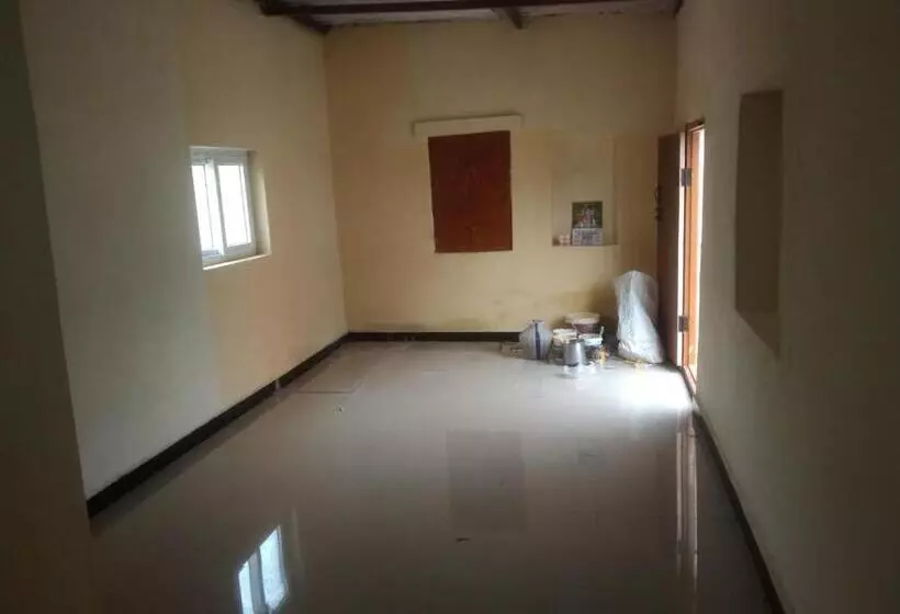 Aamiaismajoitus (B&B) Sri Ayyappan Illam Govanur