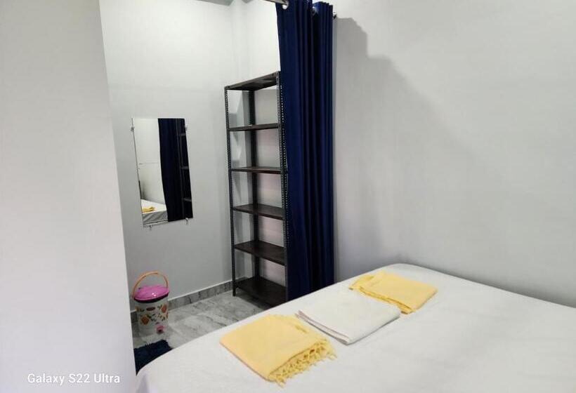 Goroomgo Hotel Raghubir Nikunj Homestay Ayodhya