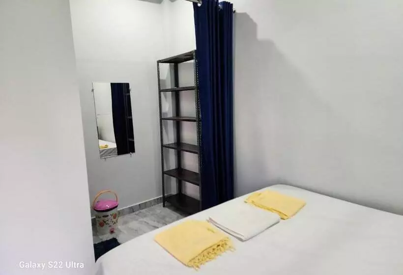 Goroomgo Hotel Raghubir Nikunj Homestay Ayodhya