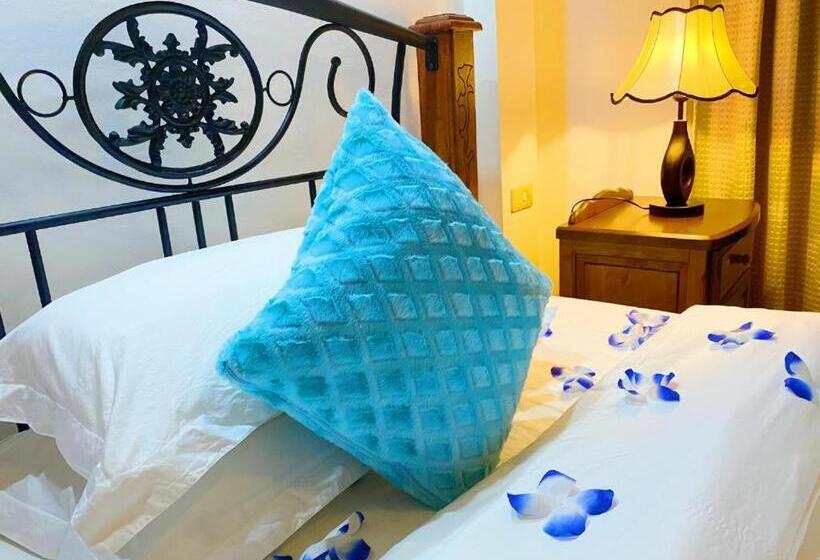 בית מלון כפרי Azure Camotes Resort