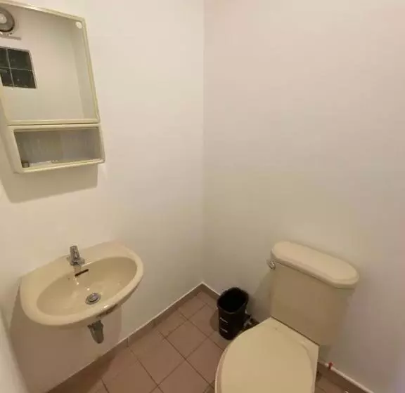 Hotelli Azure Camotes Resort