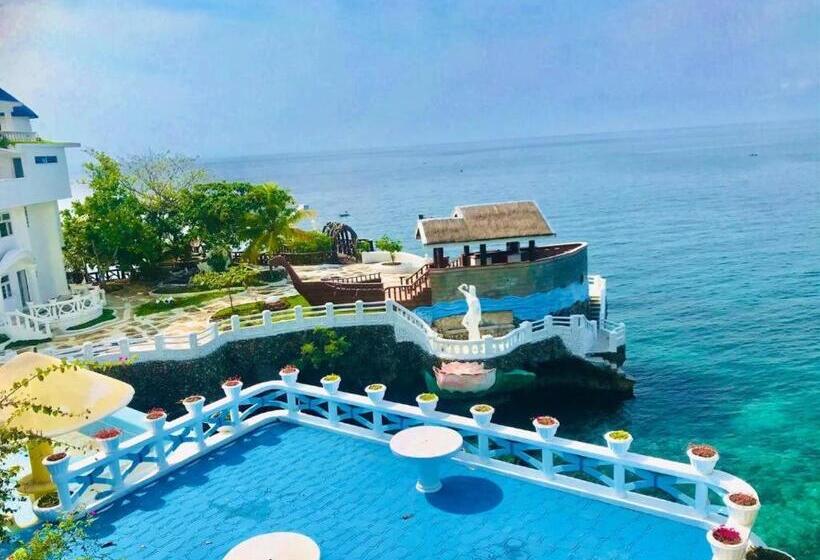 בית מלון כפרי Azure Camotes Resort