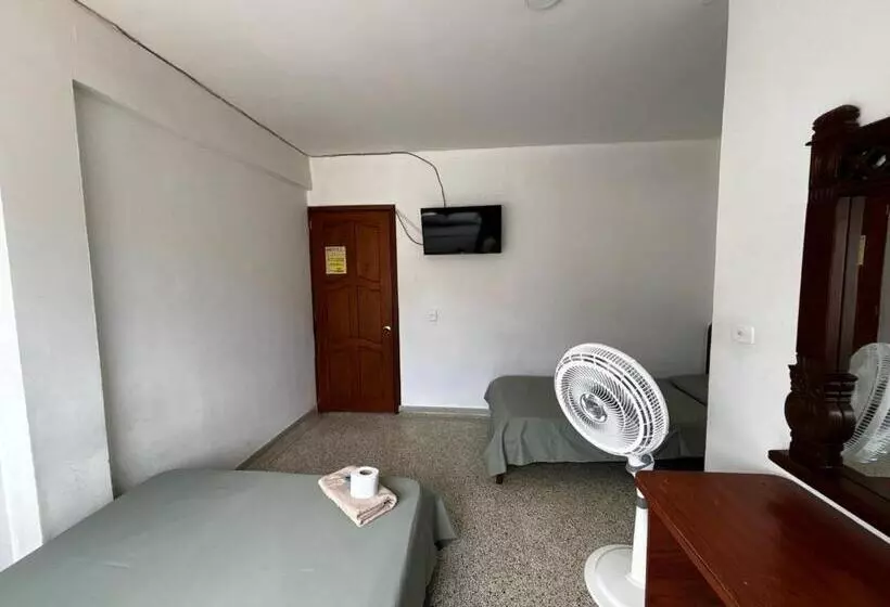 ホテル El Recuerdo