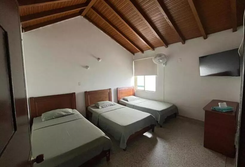 ホテル El Recuerdo