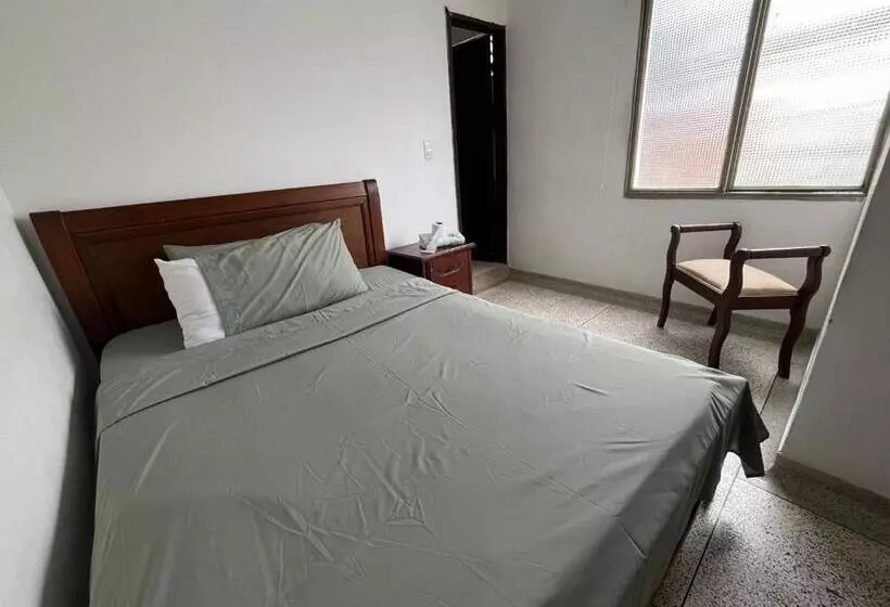 ホテル El Recuerdo