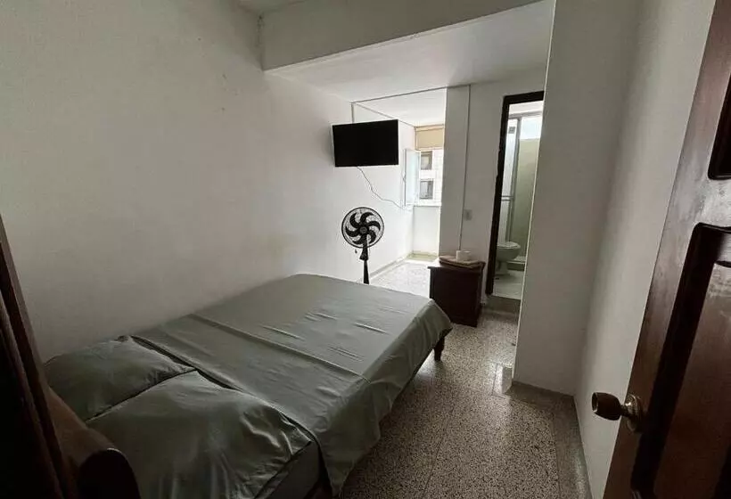 ホテル El Recuerdo