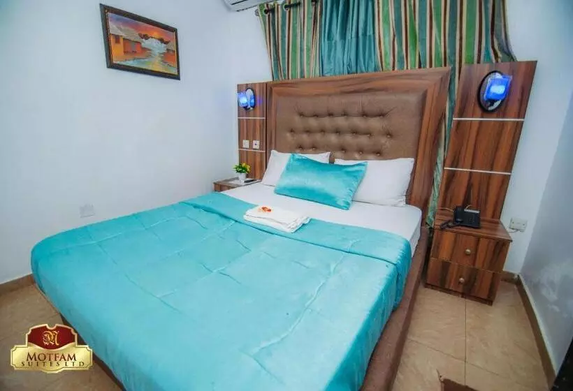 هتل Motfam Suites