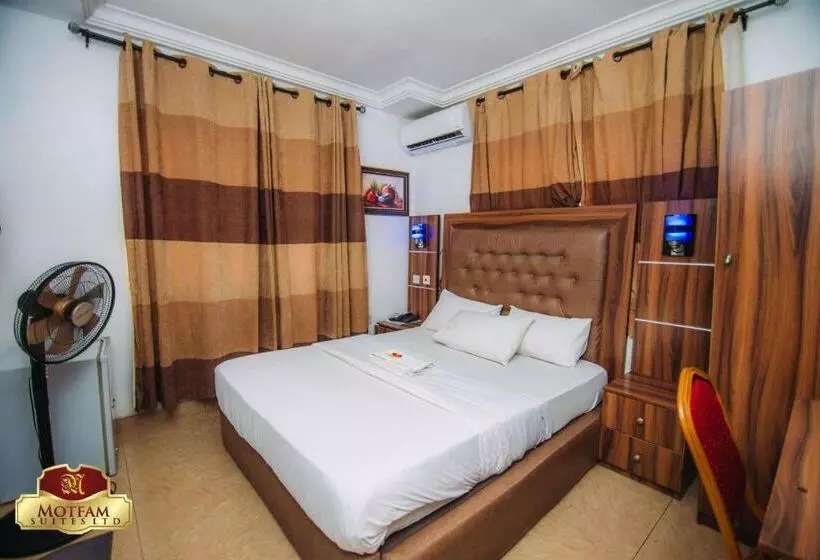 هتل Motfam Suites