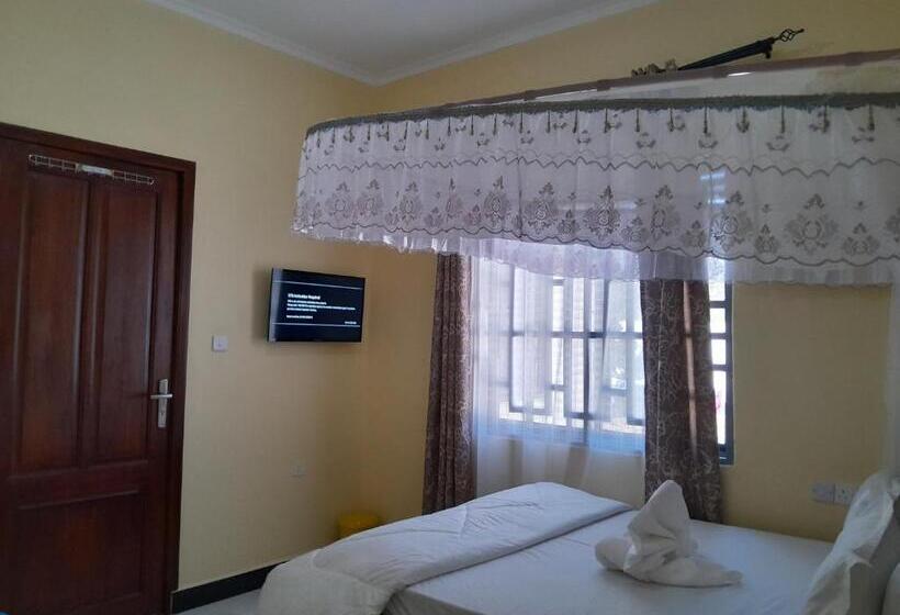 호텔 Solomon Village Lodge