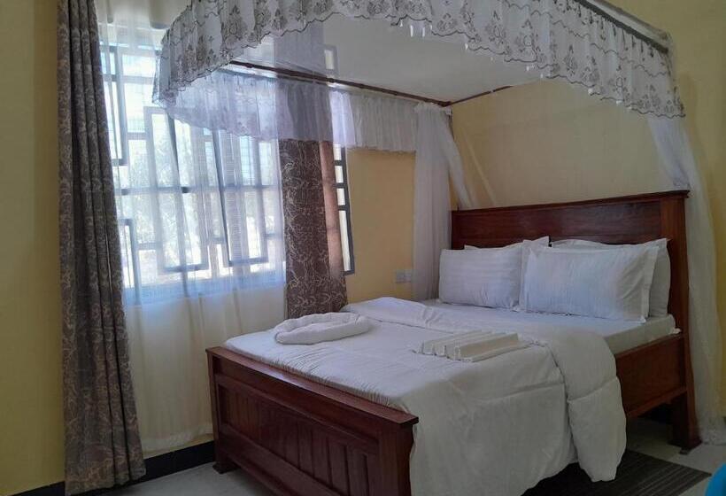 호텔 Solomon Village Lodge