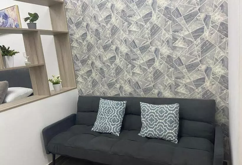Narama Cozy, Spacious And Well Located Apartment