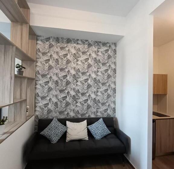 Narama Cozy, Spacious And Well Located Apartment