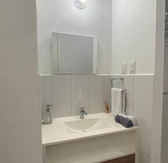 Narama Cozy, Spacious And Well Located Apartment