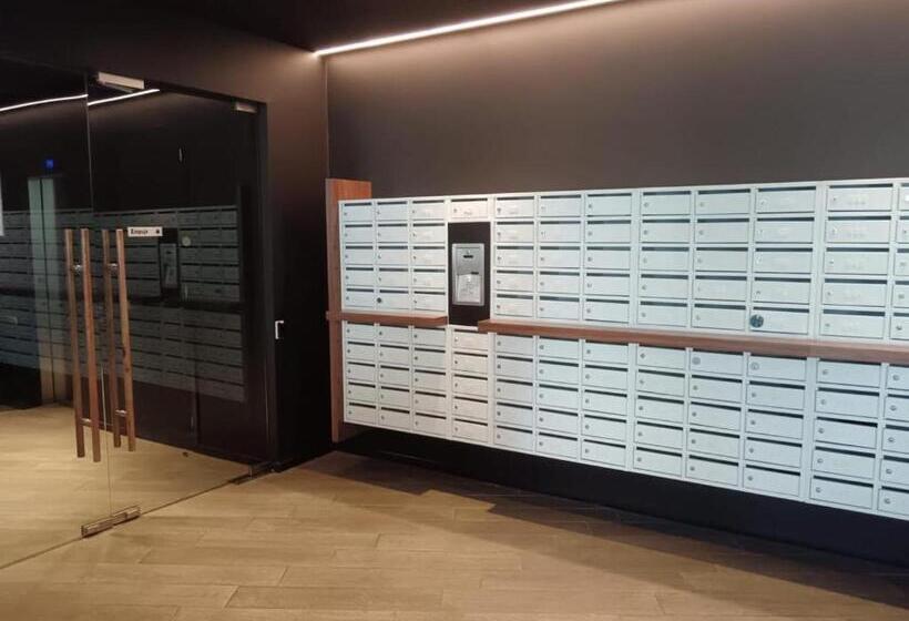 Narama Cozy, Spacious And Well Located Apartment