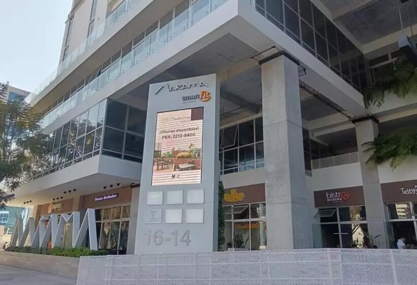 Narama Cozy, Spacious And Well Located Apartment