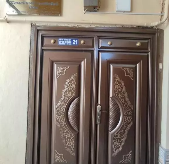 ペンション Amirjon