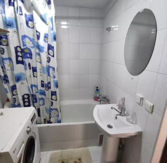 ペンション Amirjon