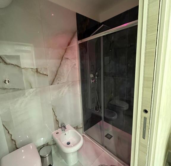 تختخواب و صبحانه Blessing Room 4