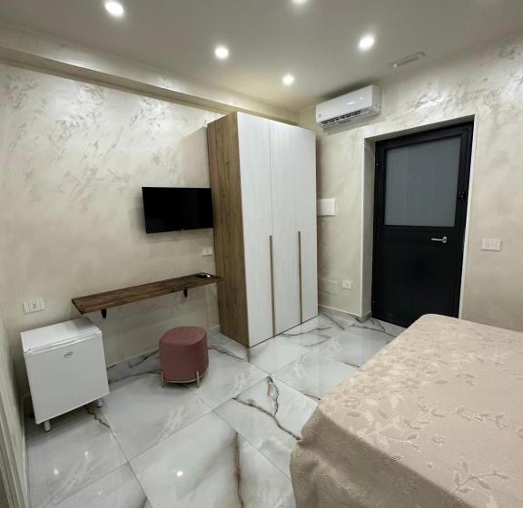 تختخواب و صبحانه Blessing Room 4