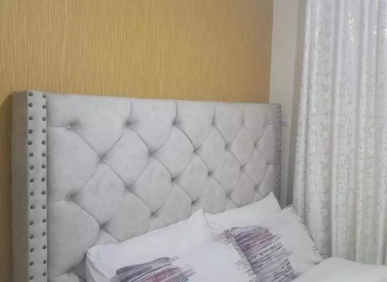 تختخواب و صبحانه Bronx Homestays