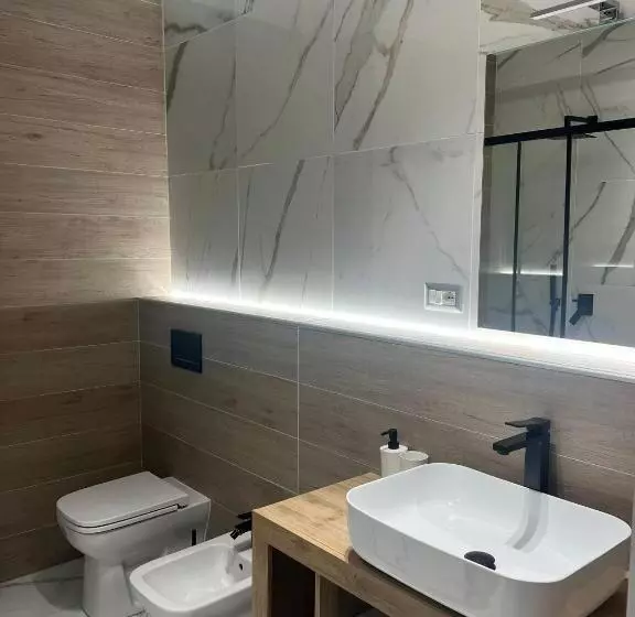 تختخواب و صبحانه Celeste Home Center