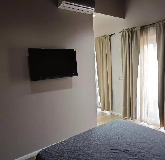 تختخواب و صبحانه Celeste Home Center