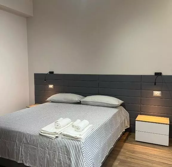 تختخواب و صبحانه Celeste Home Center