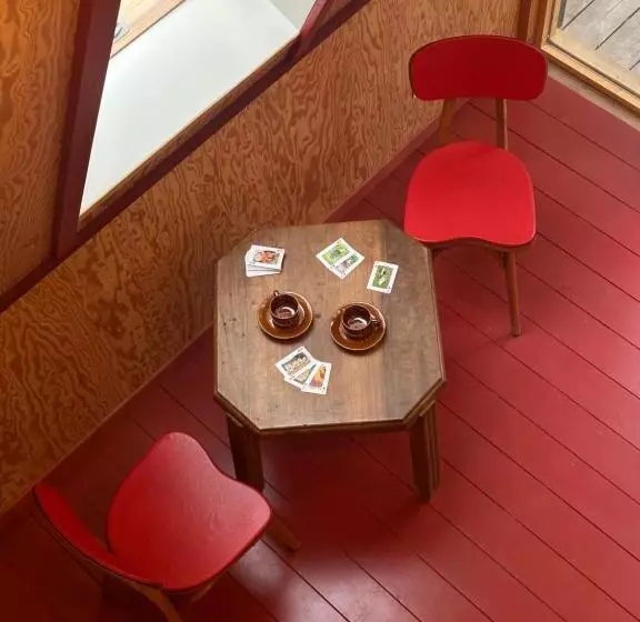 ベッドアンドブレックファースト Micro Palaces