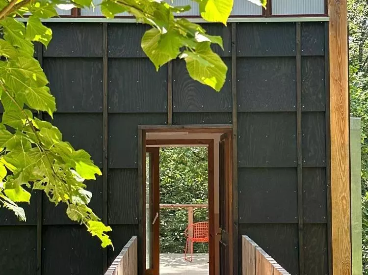 ベッドアンドブレックファースト Micro Palaces