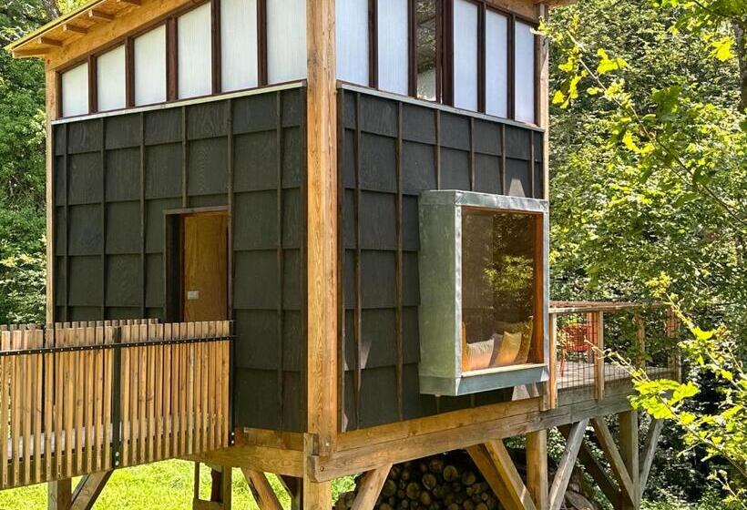 Bed and Breakfast Micro Palaces