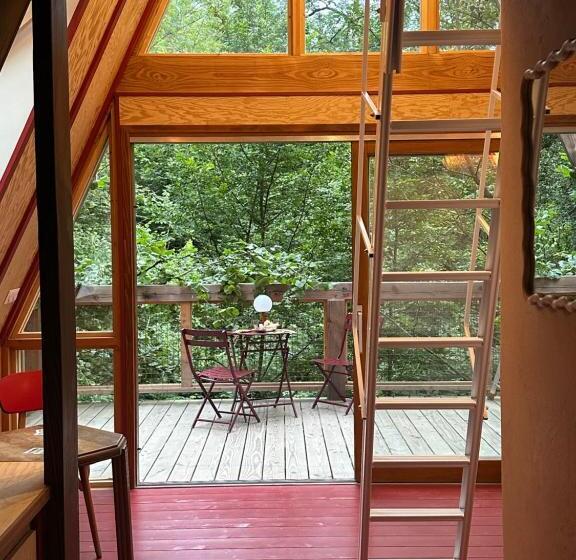 Bed and Breakfast Micro Palaces